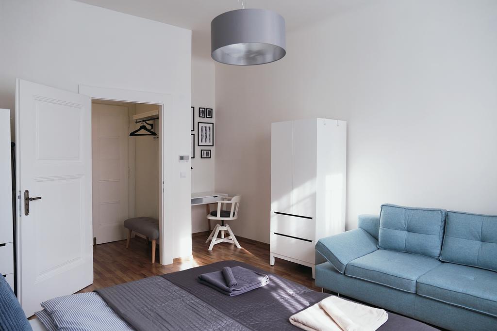 Apartment Gesse Jirsikova Prague Exterior photo