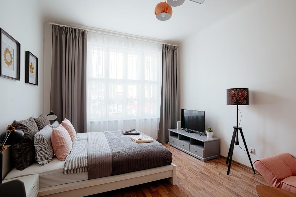 Apartment Gesse Jirsikova Prague Exterior photo